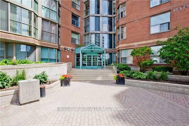 5795-yonge-street-north-york-ontario-c13082340