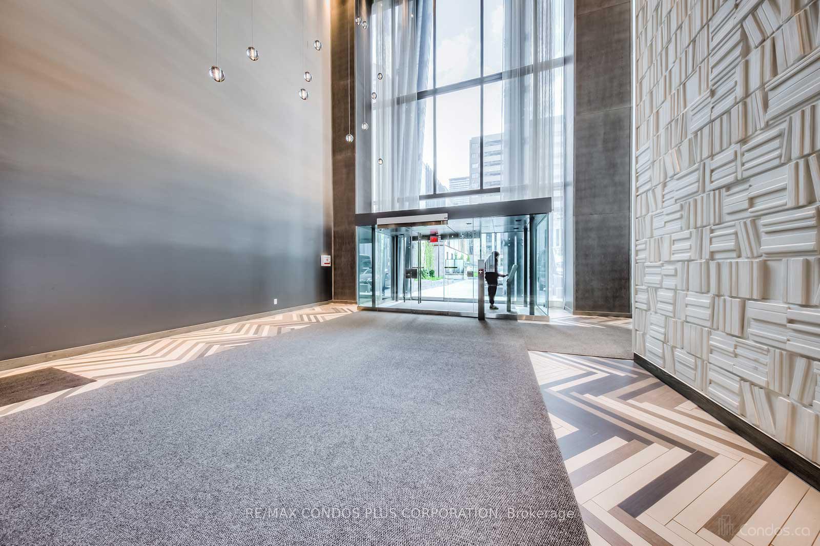 1080-bay-street-toronto-ontario-c13082398