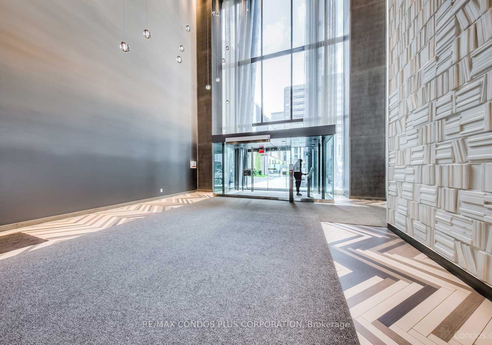 1080-bay-street-toronto-ontario-c13082398