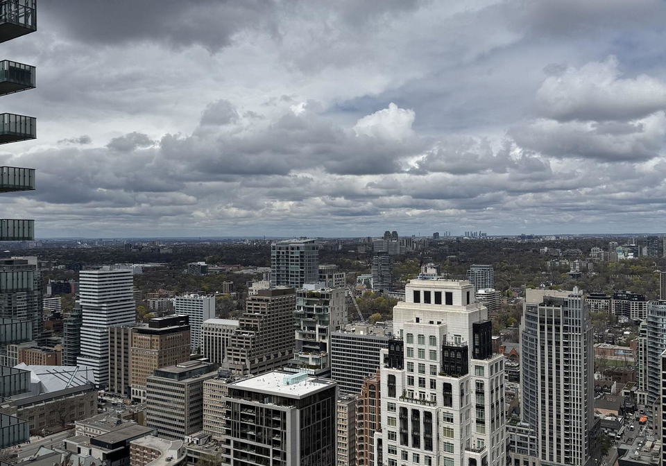 1080-bay-street-toronto-ontario-c13082398