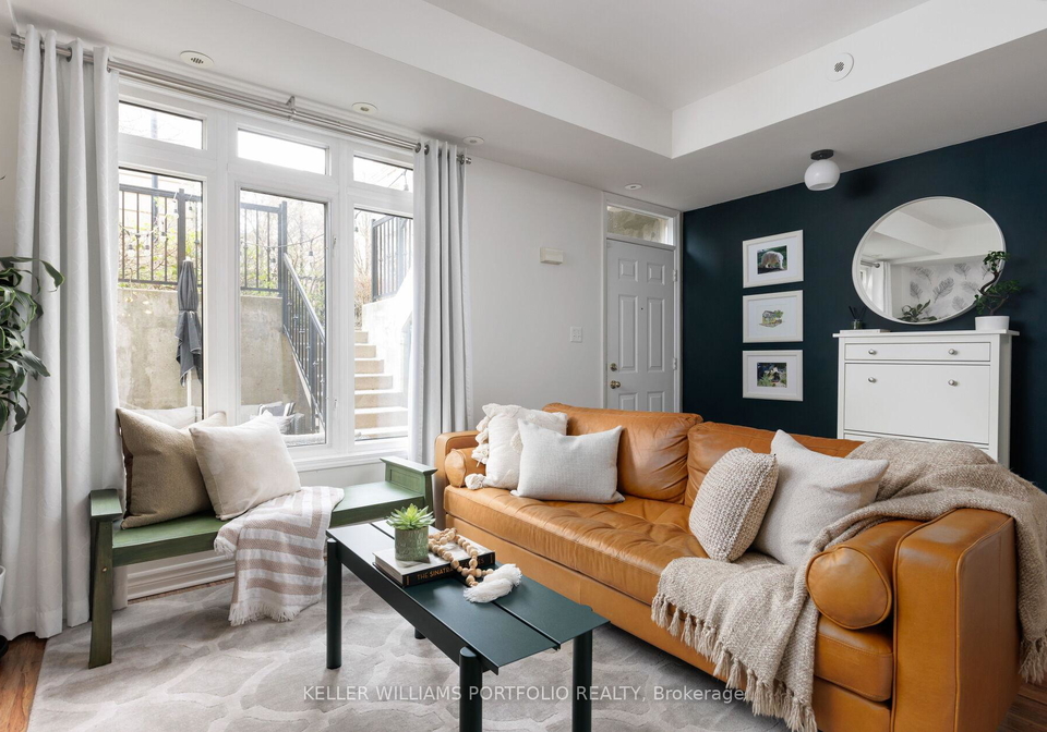 60-carr-street-toronto-ontario-c13082564