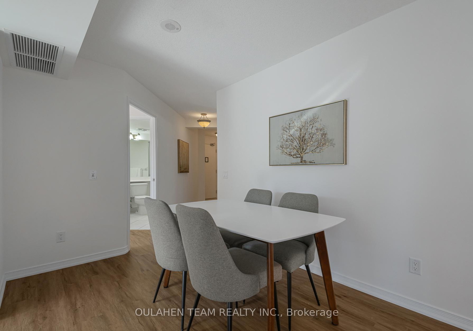 155-beecroft-road-toronto-ontario-c13083054