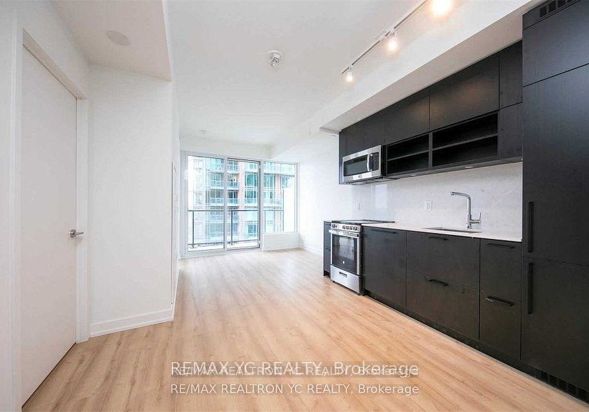 135-east-liberty-street-toronto-ontario-c13083062