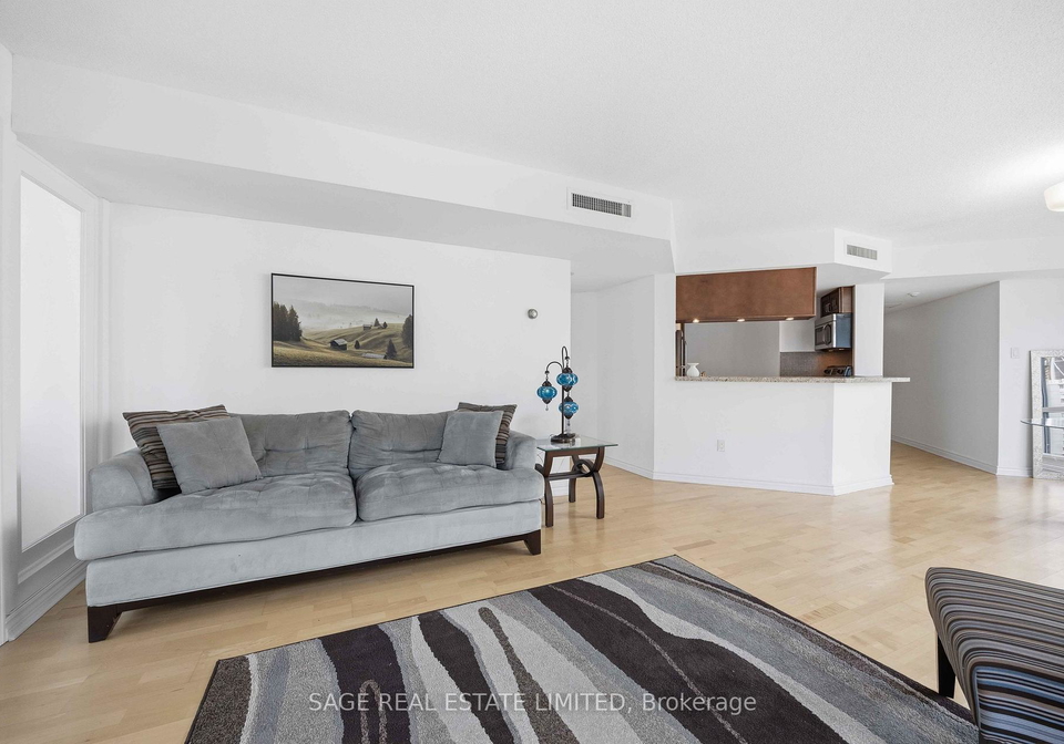 1001-bay-street-toronto-ontario-c13083372