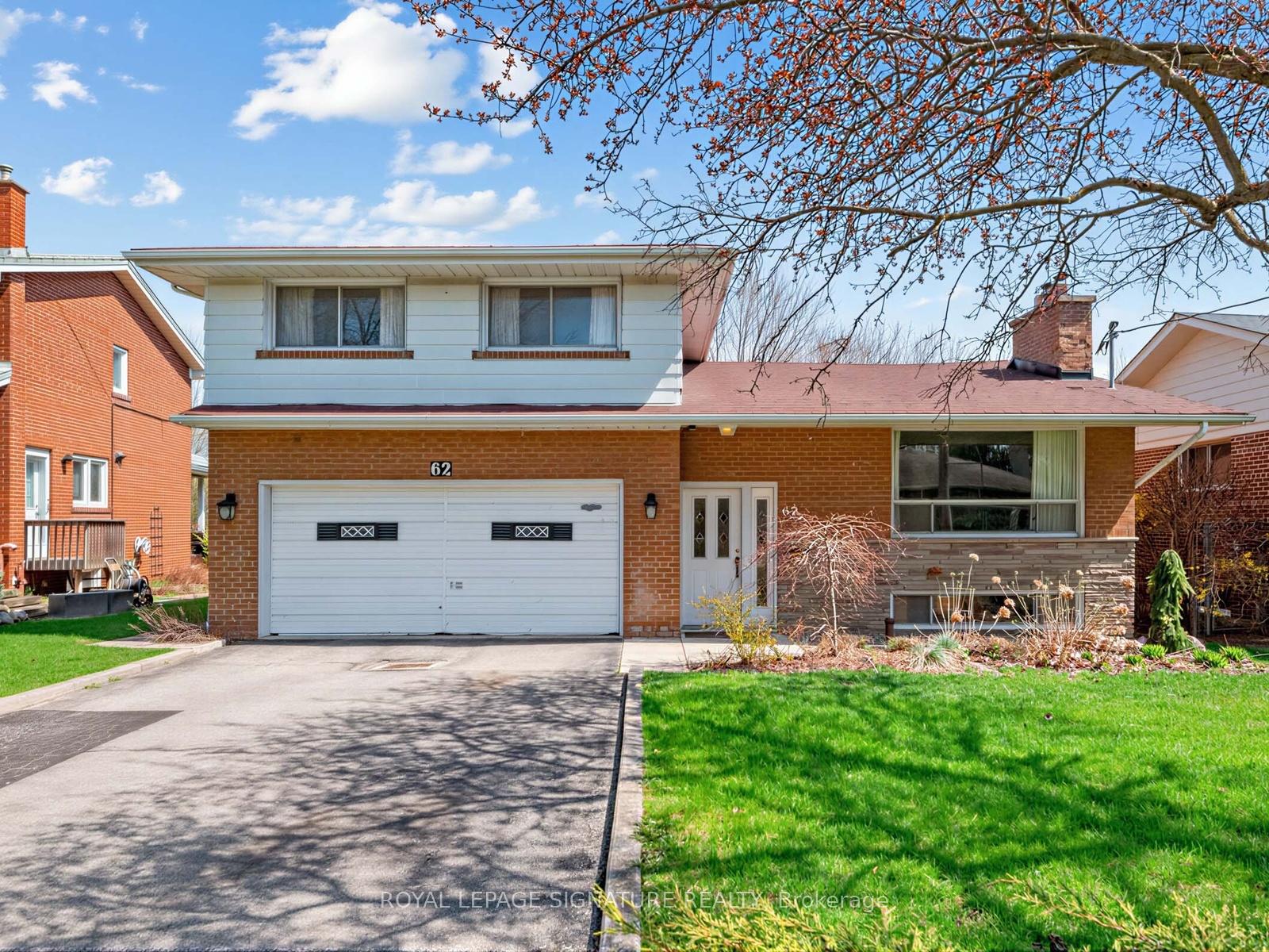 62-dukinfield-crescent-north-york-ontario-c13083510