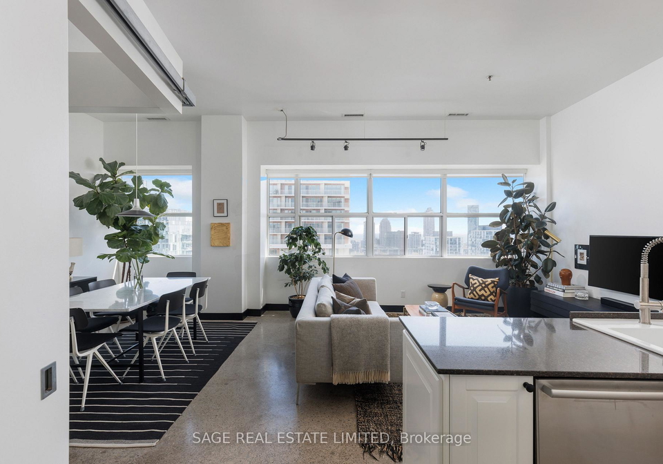 700-king-street-w-toronto-ontario-c13083586