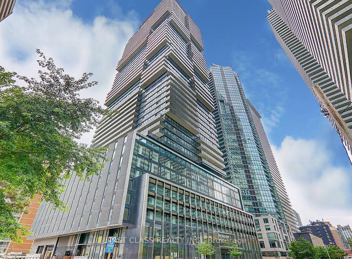 55-charles-street-e-toronto-ontario-c13083594