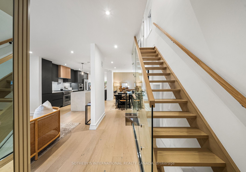 138-airdrie-road-east-york-ontario-c13083616