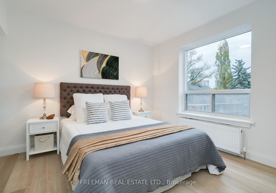 2707-yonge-street-toronto-ontario-c13083622