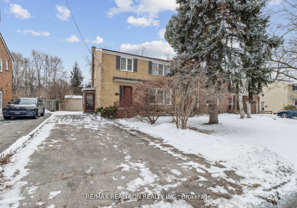 139-yorkview-drive-toronto-ontario-c13083686