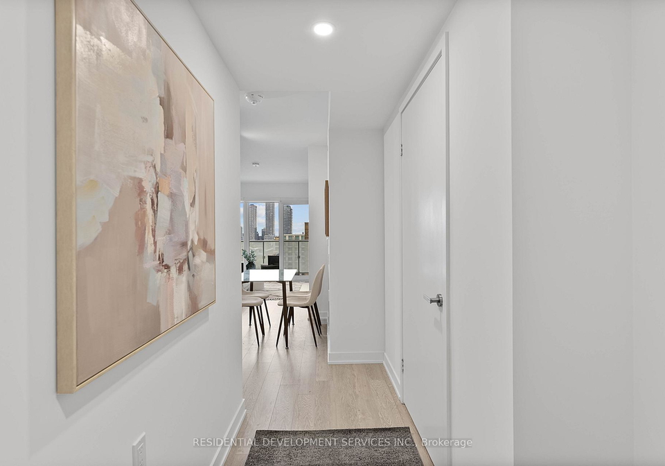 88-queen-street-toronto-ontario-c13083694