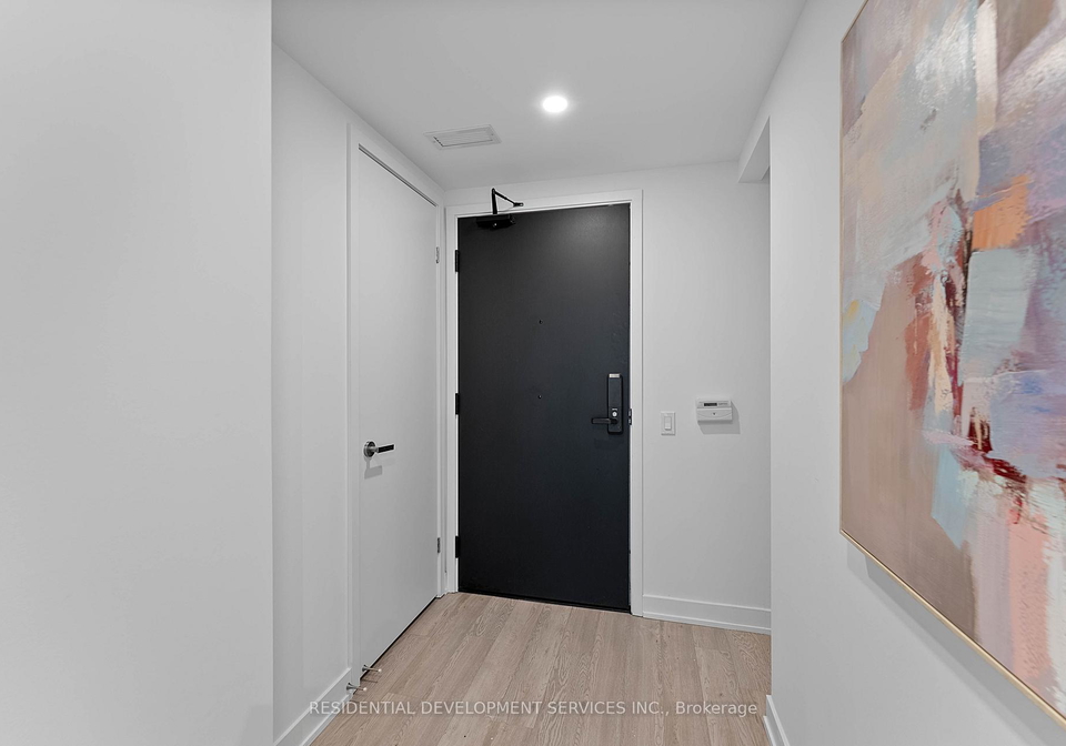 88-queen-street-toronto-ontario-c13083694