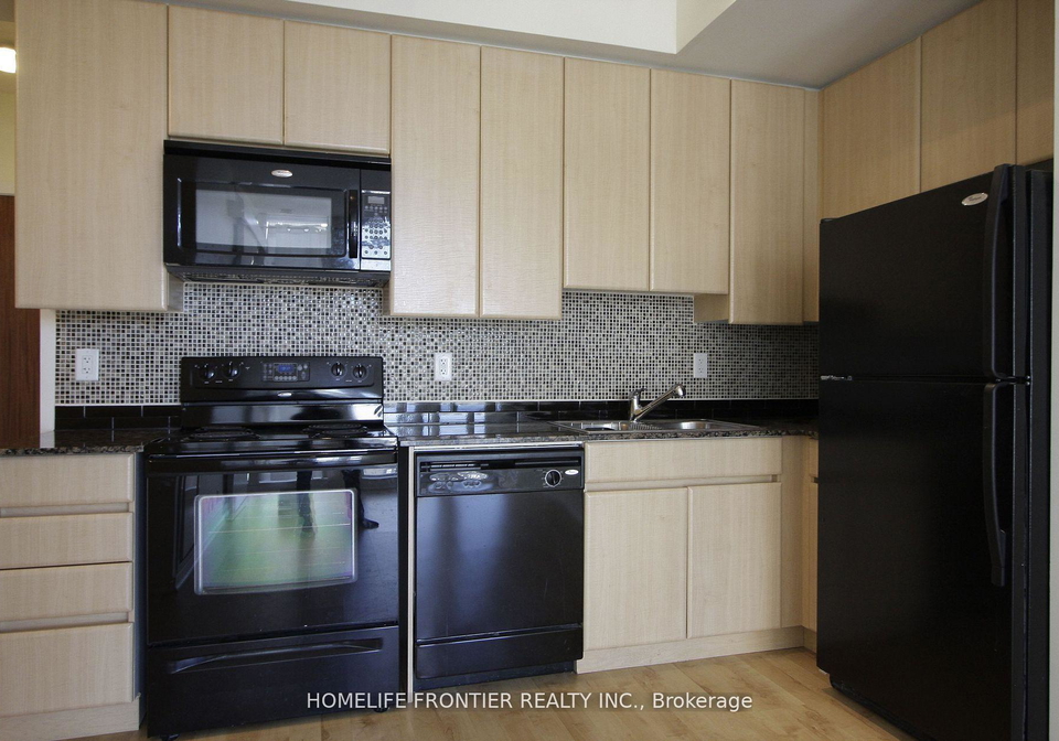 30-canterbury-place-toronto-ontario-c13083724