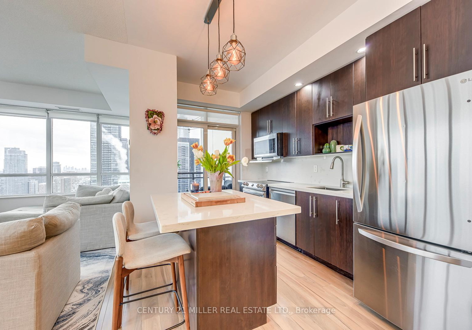 28-linden-street-toronto-ontario-c13083978