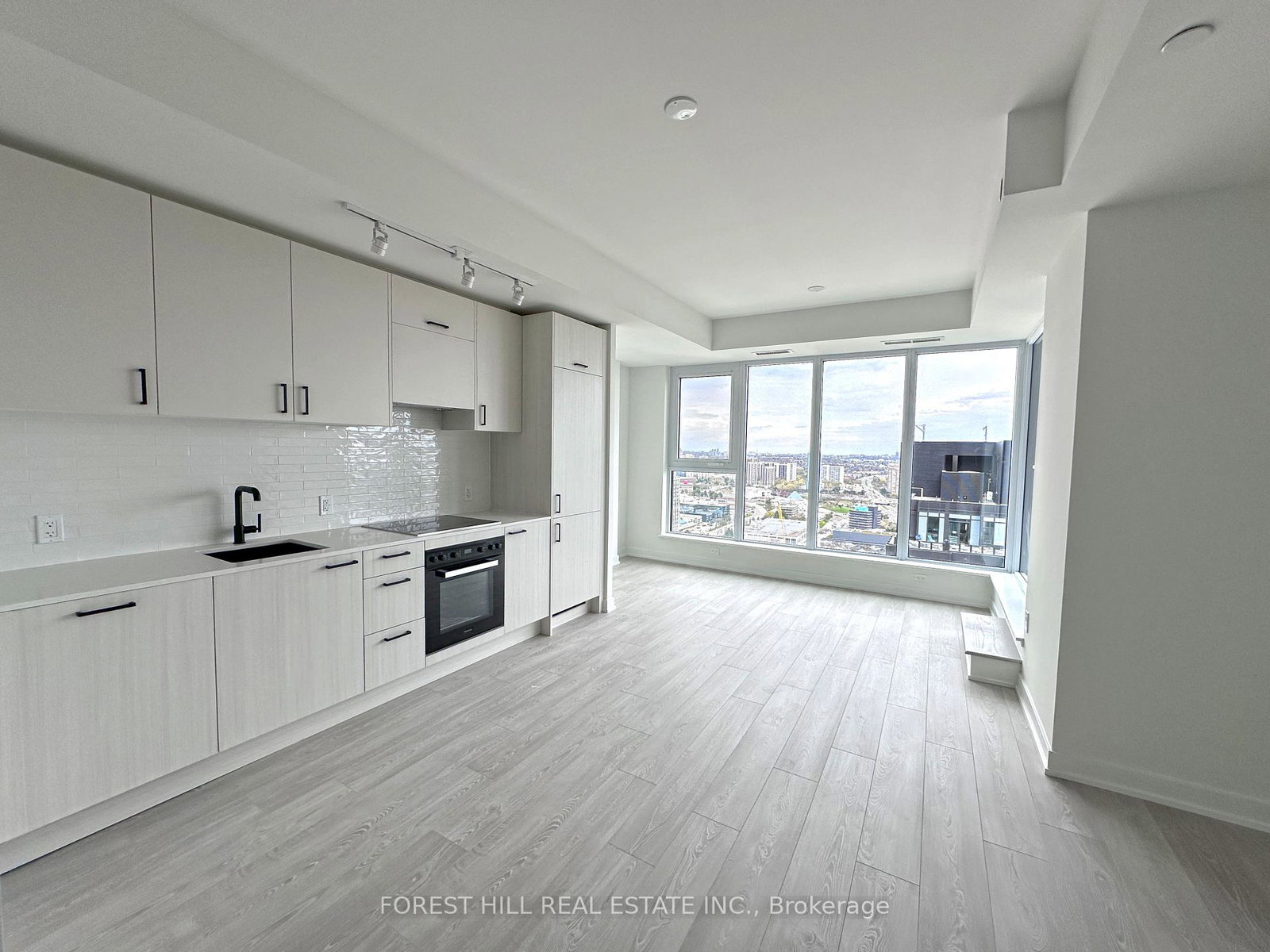 1-quarrington-lane-north-york-ontario-c13084452
