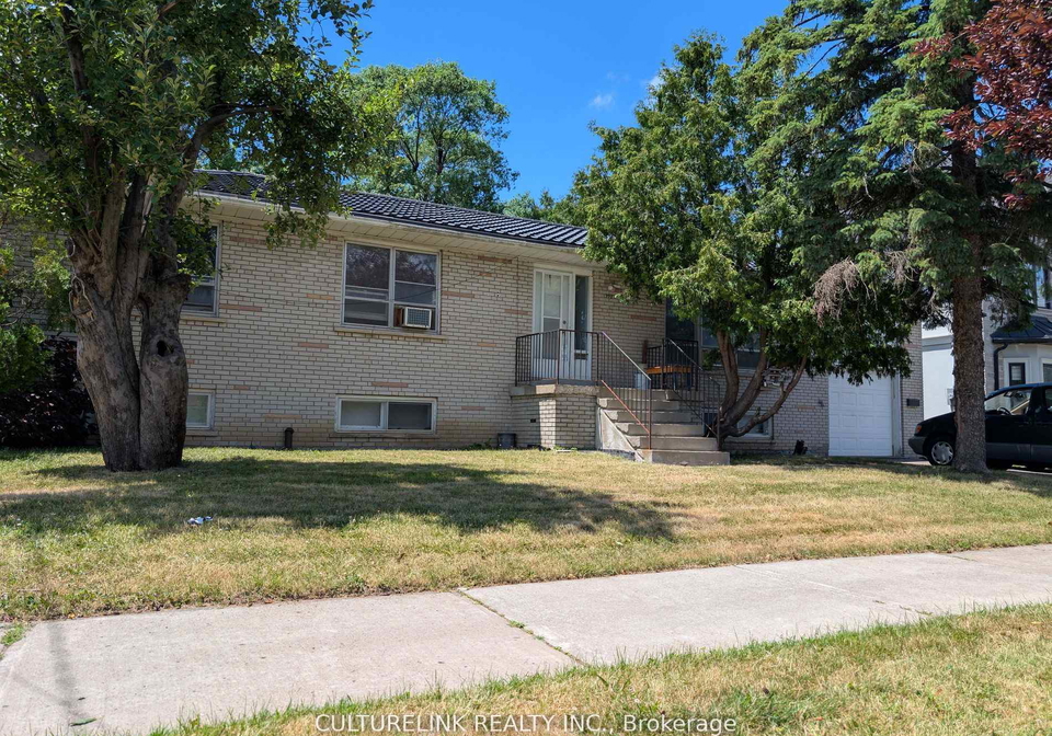 998-willowdale-avenue-w-north-york-ontario-c13084784