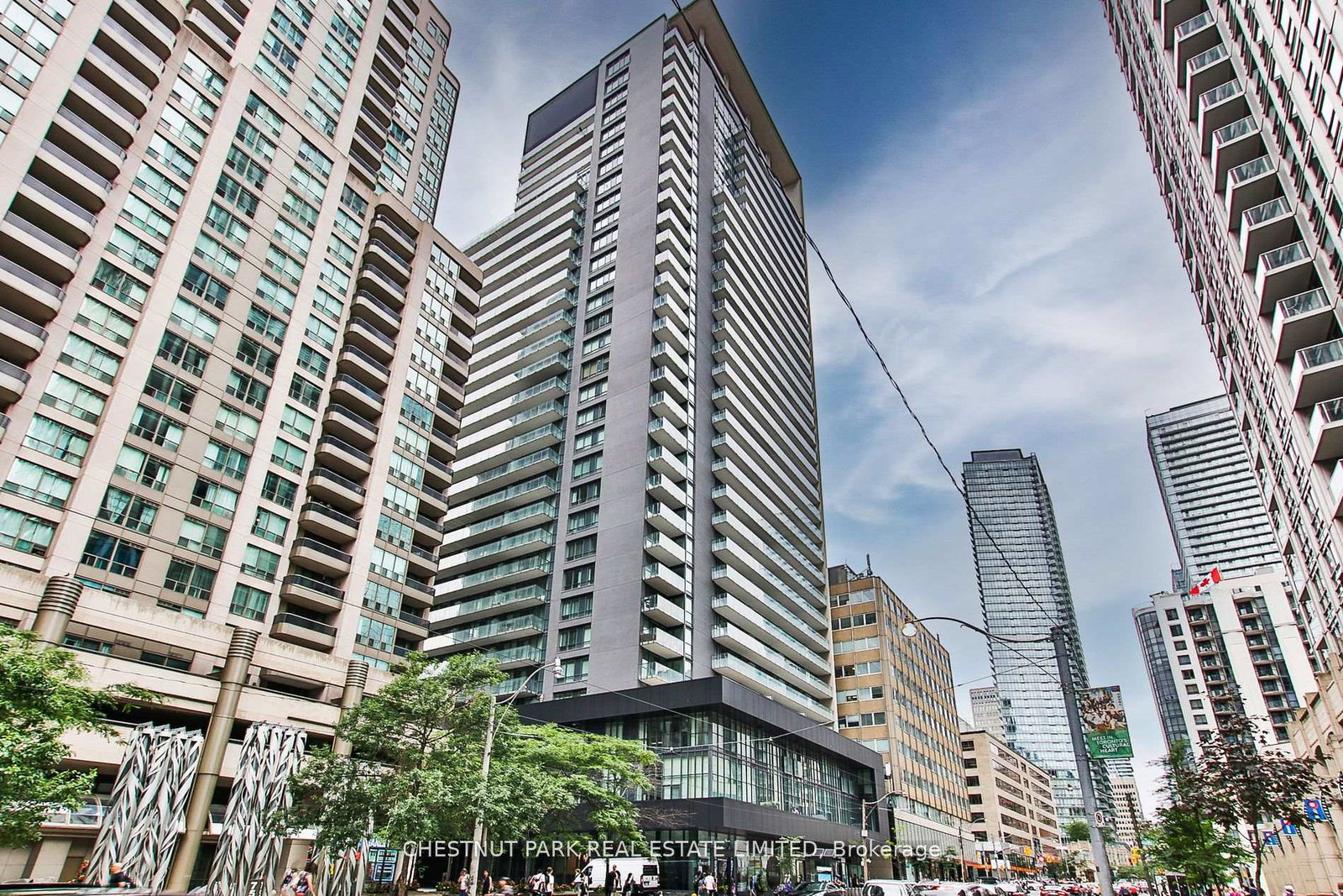770-bay-street-toronto-ontario-c13085126