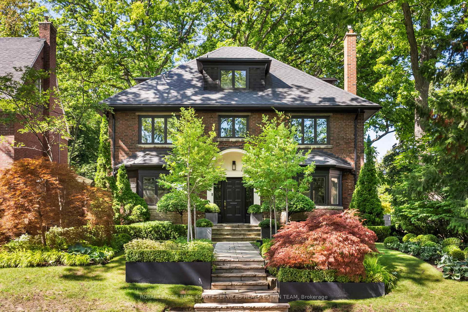 297-inglewood-drive-toronto-ontario-c13085206