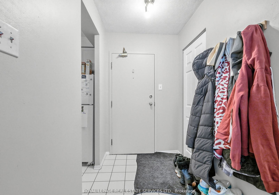 117-gerrard-street-e-toronto-ontario-c13085506