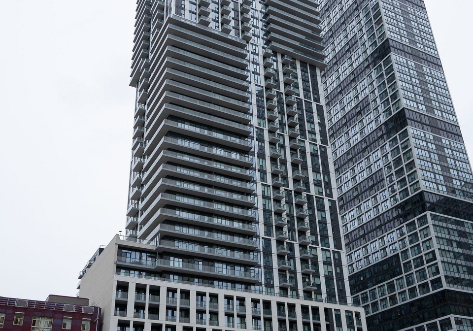 251-jarvis-street-toronto-ontario-c13085658