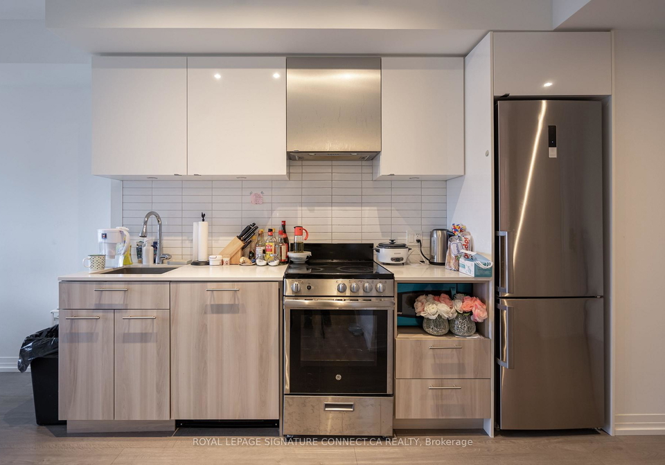 251-jarvis-street-toronto-ontario-c13085658