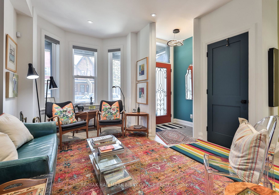 258-palmerston-avenue-toronto-ontario-c13085950
