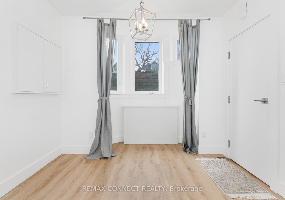 16-rosemount-avenue-toronto-ontario-c13085994