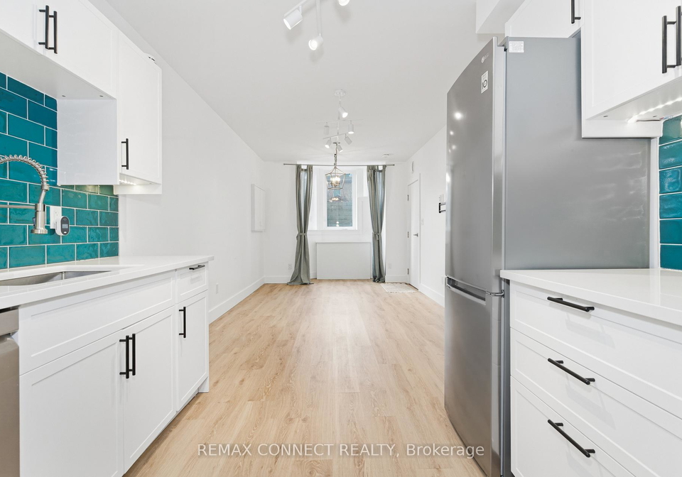 16-rosemount-avenue-toronto-ontario-c13085994
