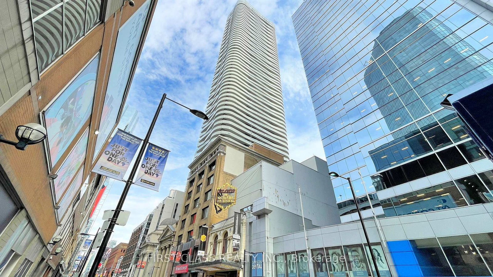 197-yonge-street-toronto-ontario-c13086242