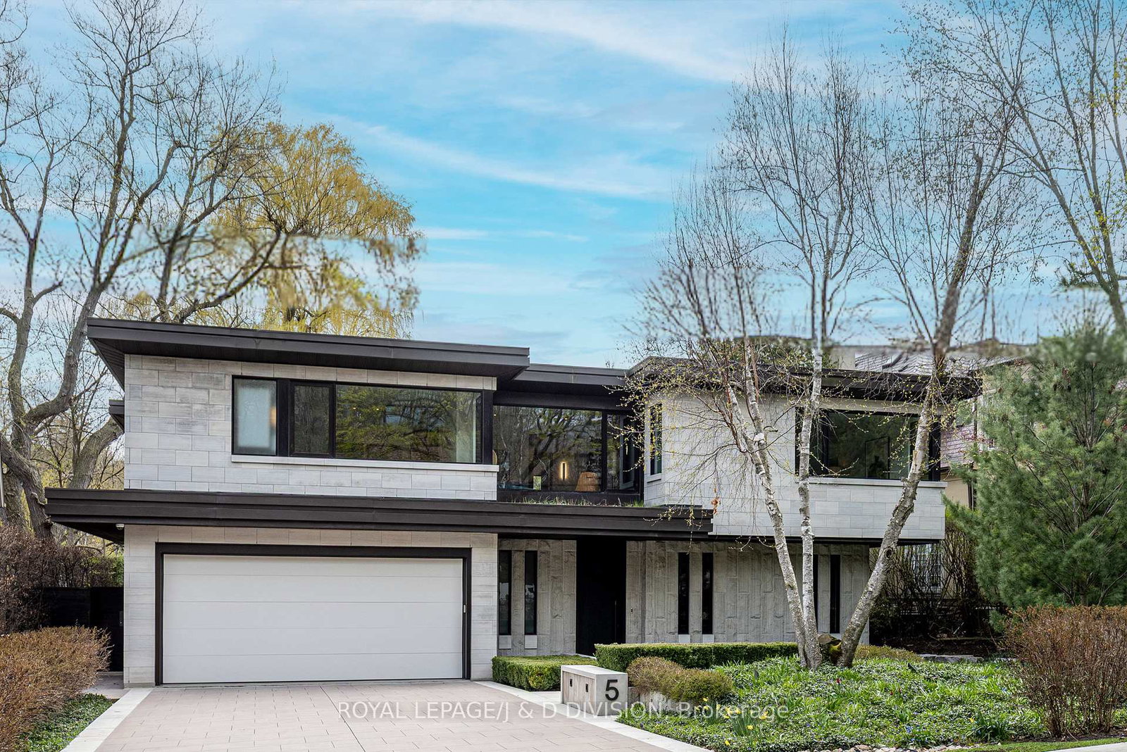 5-brookfield-road-north-york-ontario-c13086380