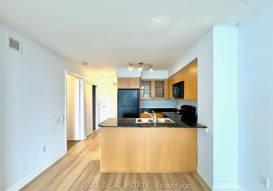 2191-yonge-street-toronto-ontario-c13086514