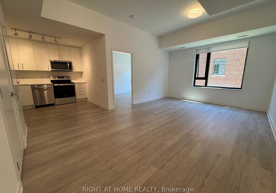3-strathgowan-avenue-toronto-ontario-c13086616
