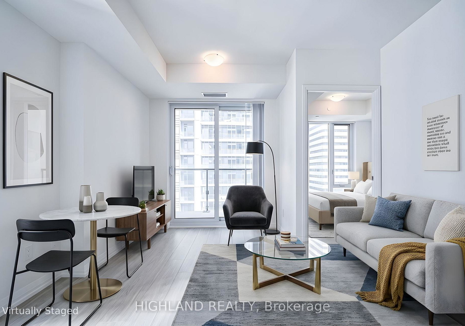 8-widmer-street-toronto-ontario-c13086774