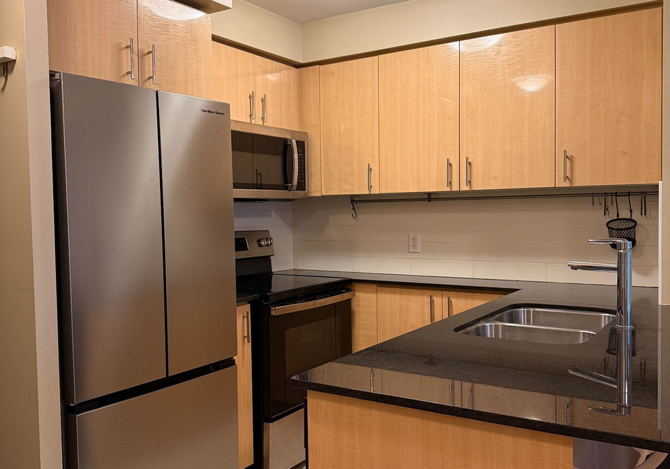 5791-yonge-street-north-york-ontario-c13086862