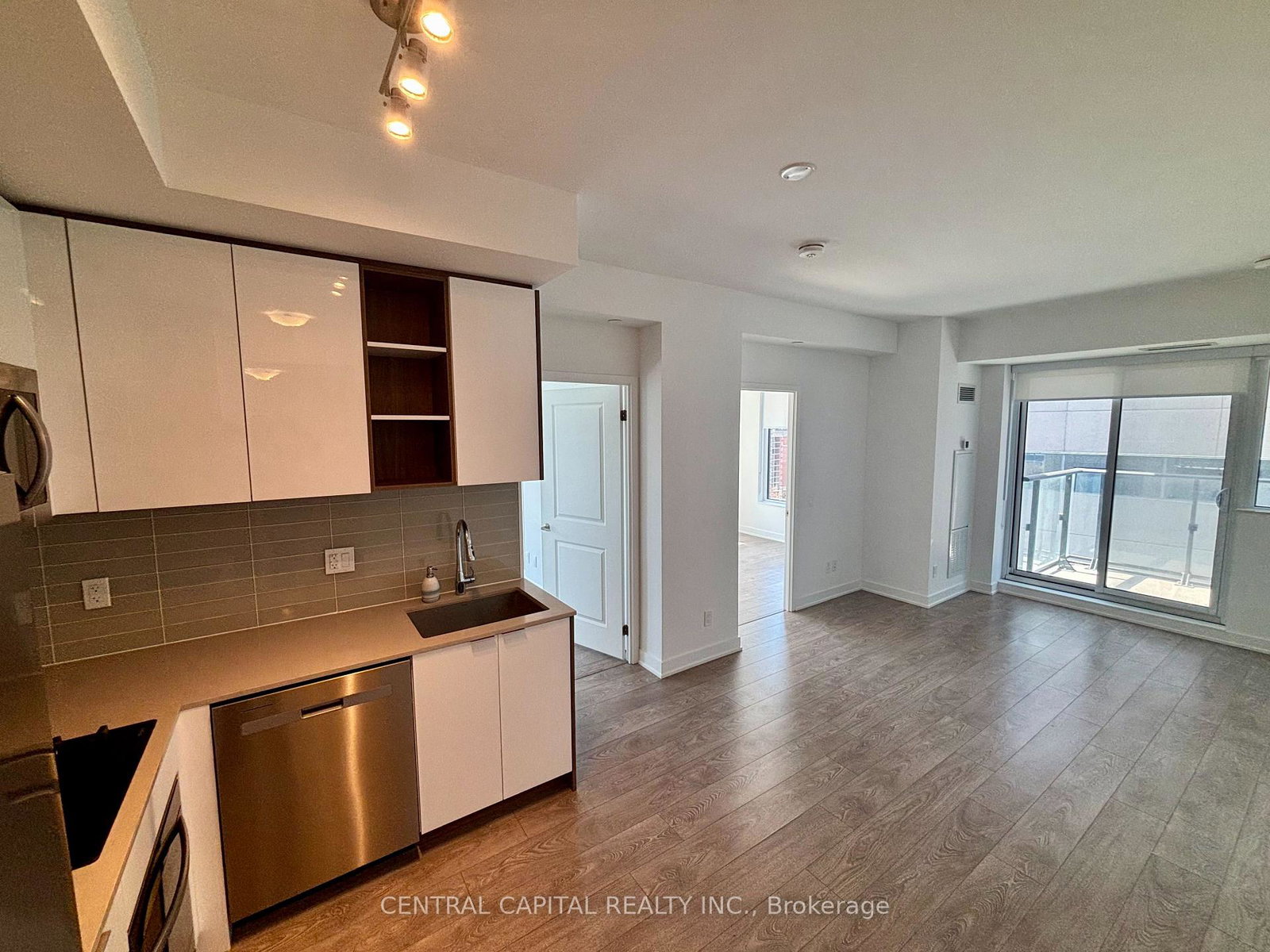 543-richmond-street-w-toronto-ontario-c13086866