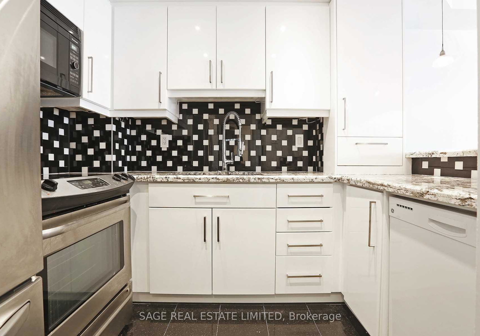 7-broadway-avenue-toronto-ontario-c13086926