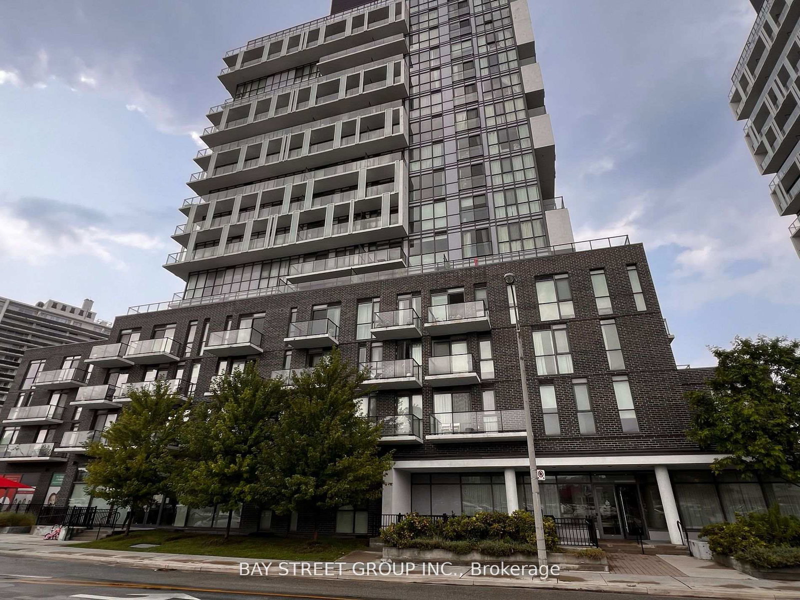 128-fairview-mall-drive-north-york-ontario-c13087362