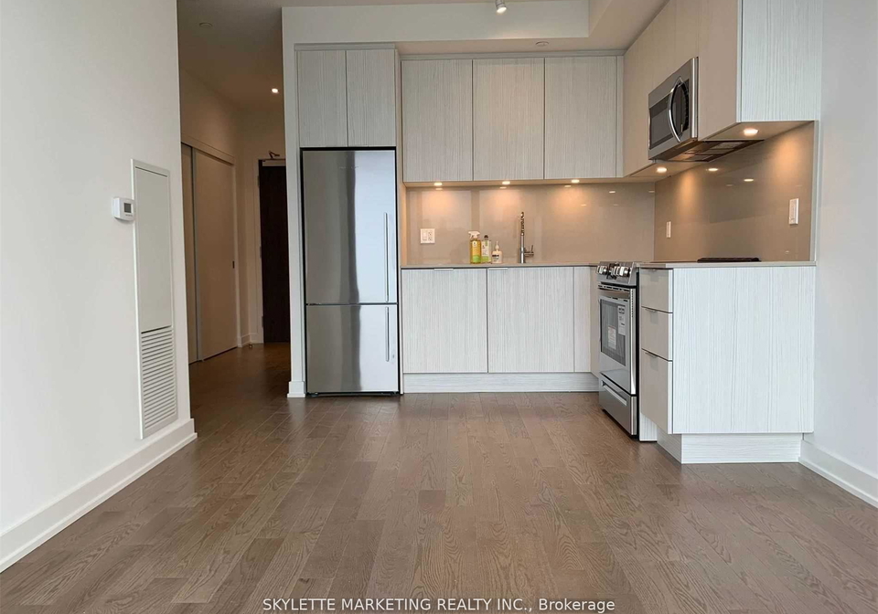 25-richmond-street-e-toronto-ontario-c13087754