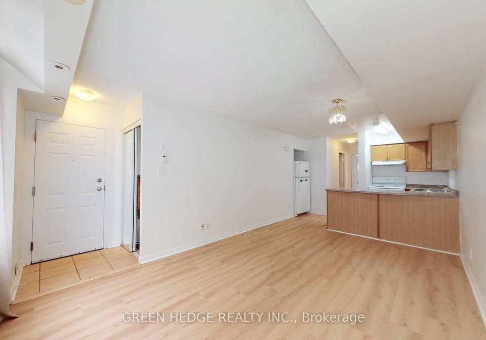 26-douro-street-toronto-ontario-c13087778