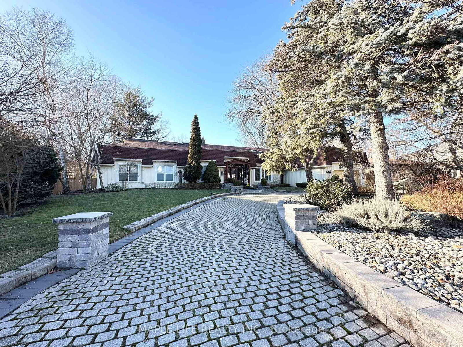 16-brian-cliff-drive-north-york-ontario-c13087800