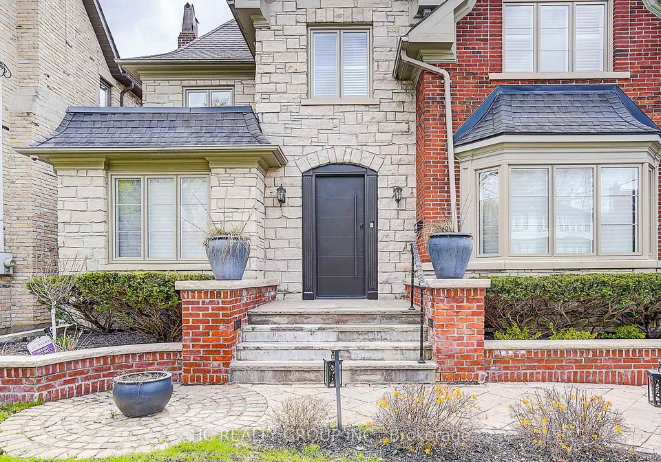 267-st-leonards-avenue-north-york-ontario-c13087802