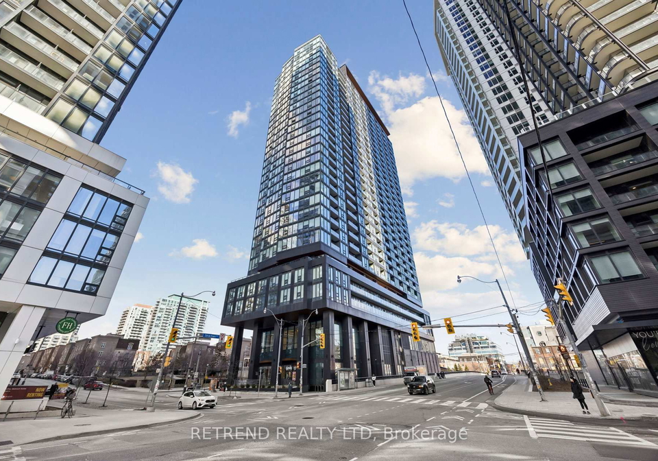 19-western-battery-road-toronto-ontario-c13087946