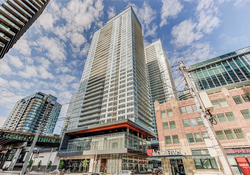 19-bathurst-street-toronto-ontario-c13088066