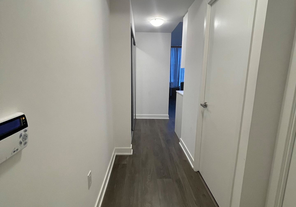 99-broadway-avenue-toronto-ontario-c13088144