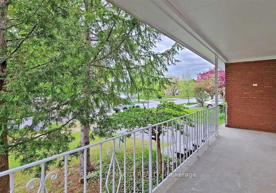 23-chalet-road-north-york-ontario-c13088178