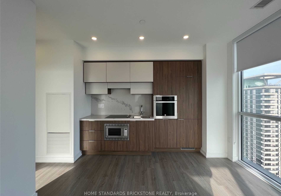 39-roehampton-avenue-toronto-ontario-c13088190