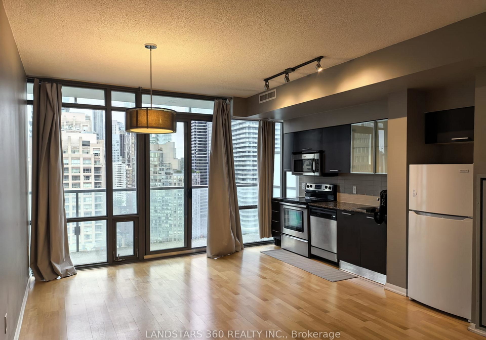 37-grosvenor-street-toronto-ontario-c13088226