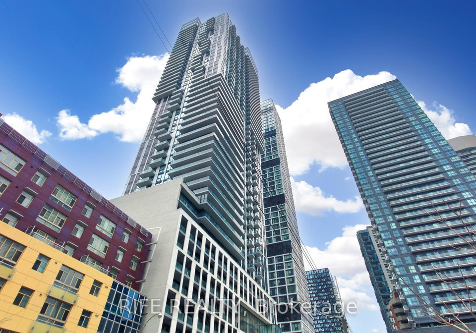251-jarvis-street-toronto-ontario-c13088264