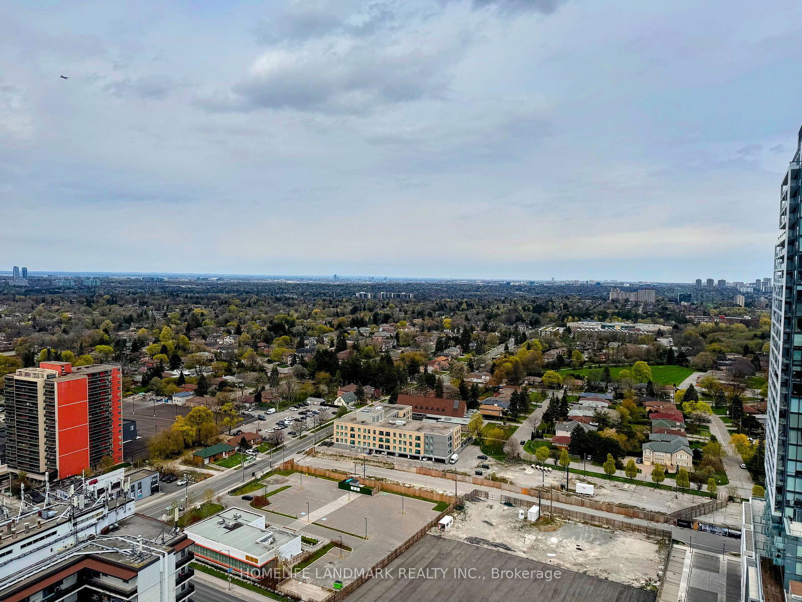 5858-yonge-street-toronto-ontario-c13088452