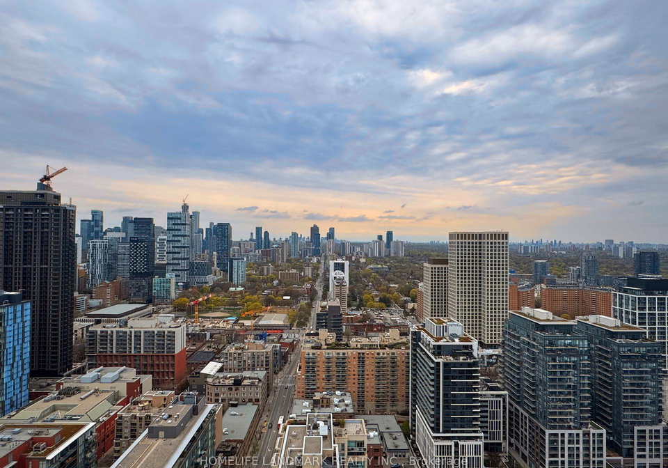 180-front-street-e-toronto-ontario-c13088544